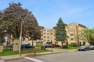 4106 N Narragansett Ave, Chicago, IL 60634 - Photo 1