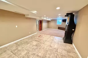 13437 Springhill Dr, Winnebago, IL 61088 - Photo 51