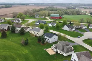 13437 Springhill Dr, Winnebago, IL 61088 - Photo 61