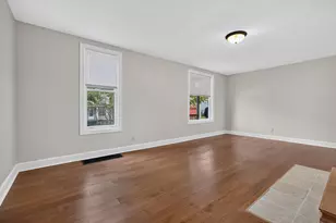 605 S Lee St, Bloomington, IL 61701 - Photo 13