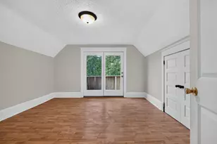 605 S Lee St, Bloomington, IL 61701 - Photo 25