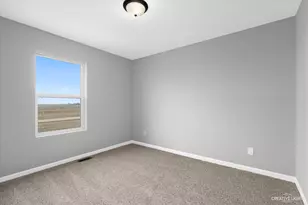 34 W Meadow Dr, Cortland, IL 60112 - Photo 21