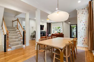 2929 N Fairfield Avenue, Chicago, IL 60618 - Photo 9
