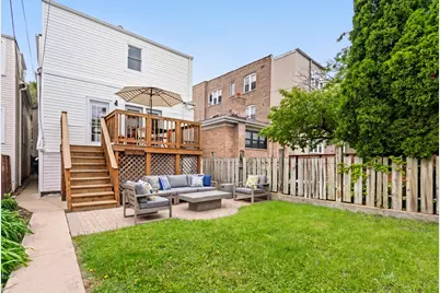2929 N Fairfield Avenue, Chicago, IL 60618 - Photo 35
