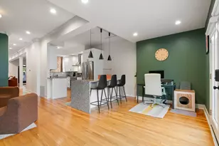2929 N Fairfield Ave, Chicago, IL 60618 - Photo 19