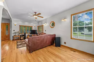 5156 S Massasoit Ave, Chicago, IL 60638 - Photo 9