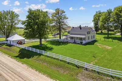 1989 Union Avenue, Wilton, IA 52778 - Photo 3