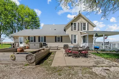 1989 Union Avenue, Wilton, IA 52778 - Photo 1
