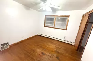 8737 S Richmond Ave, Evergreen Park, IL 60805 - Photo 11