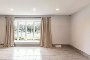 7810 Del Ct, Darien, IL 60561 - Photo 13