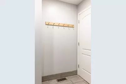 7810 Del Court, Darien, IL 60561 - Photo 21