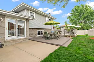 8019 Prairie Ct, Tinley Park, IL 60477 - Photo 23