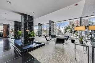 3900 N Lake Shore Dr, Chicago, IL 60613 - Photo 33