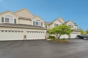 725 S Jade Ln, Round Lake, IL 60073 - Photo 1