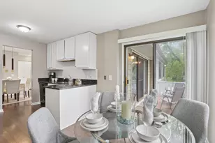 1147 Middlebury Ln, Wheeling, IL 60090 - Photo 13