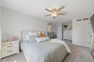 9222 Auburn Ct, Orland Park, IL 60462 - Photo 15