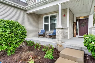 777 W Fairway Dr, Addison, IL 60101 - Photo 3