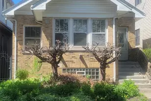 4212 N Mozart St, Chicago, IL 60618 - Photo 1