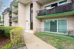 9202 S Pulaski Rd, Oak Lawn, IL 60453 - Photo 3