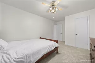 538 Harold Ave, Glendale Heights, IL 60139 - Photo 11