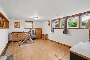7730 S Octavia Ave, Bridgeview, IL 60455 - Photo 15