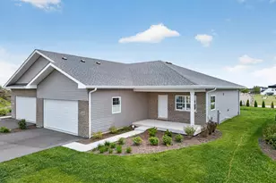 2039 Isabella Ln, Minooka, IL 60447 - Photo 3