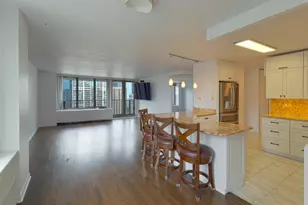 400 E Randolph St, Chicago, IL 60601 - Photo 9