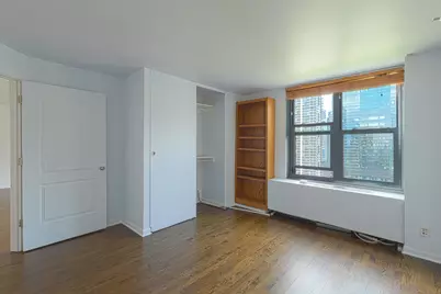 400 E Randolph Street #3320, Chicago, IL 60601 - Photo 13