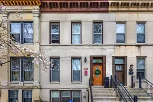 2142 W Bowler St, Chicago, IL 60612 - Photo 1