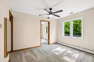 4402 Barreville Rd, Crystal Lake, IL 60012 - Photo 9