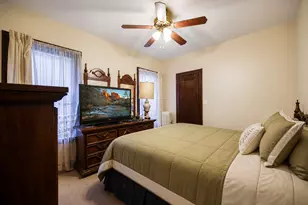 8305 S Throop St, Chicago, IL 60620 - Photo 7