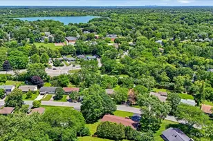824 Skyline Dr, Barrington, IL 60010 - Photo 37