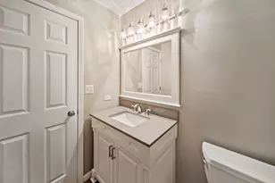 1502 Carrol Ct, Darien, IL 60561 - Photo 7