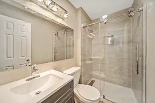 1502 Carrol Ct, Darien, IL 60561 - Photo 9