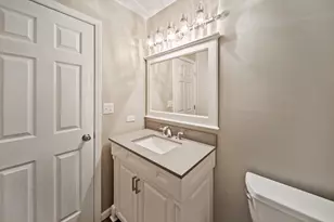 1502 Carrol Ct, Darien, IL 60561 - Photo 11