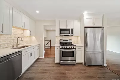 1502 Carrol Court, Darien, IL 60561 - Photo 5