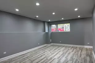 736 N Pine Ave, Chicago, IL 60644 - Photo 9