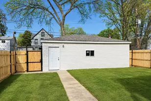 736 N Pine Ave, Chicago, IL 60644 - Photo 13