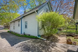 434 S 3rd St, West Dundee, IL 60118 - Photo 27