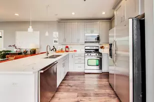 3946 N Ravenswood Ave, Chicago, IL 60613 - Photo 5