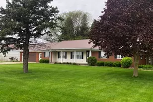 4015 E 1st Rd, Mendota, IL 61342 - Photo 33