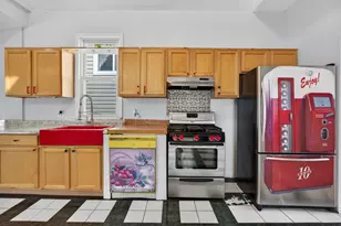 9018 S Brandon Ave, Chicago, IL 60617 - Photo 11