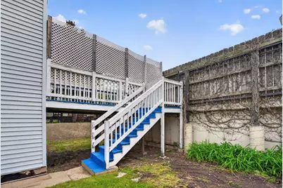 9018 S Brandon Avenue, Chicago, IL 60617 - Photo 47