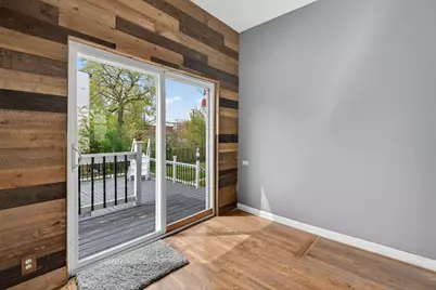 9018 S Brandon Avenue, Chicago, IL 60617 - Photo 23
