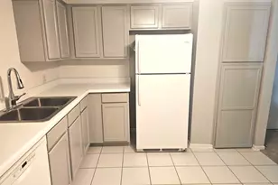 5511 N Chester Ave, Chicago, IL 60656 - Photo 11
