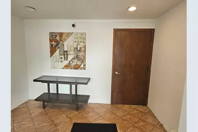 5511 N Chester Avenue #26, Chicago, IL 60656 - Photo 3
