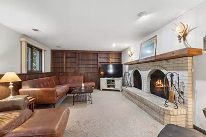 1003 Country Drive, Shorewood, IL 60404 - Photo 9
