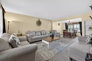 376 Canyon Trail, Carol Stream, IL 60188 - Photo 5
