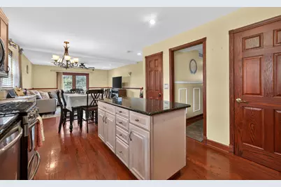 376 Canyon Trail, Carol Stream, IL 60188 - Photo 9