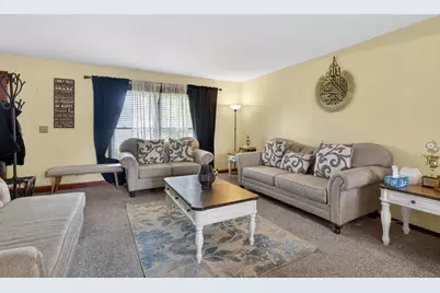 376 Canyon Trail, Carol Stream, IL 60188 - Photo 7